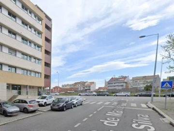 Apartamento T1 para Arrendamento em Maia