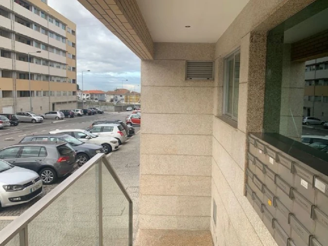 Apartamento T1 para Arrendamento em Maia Foto 26