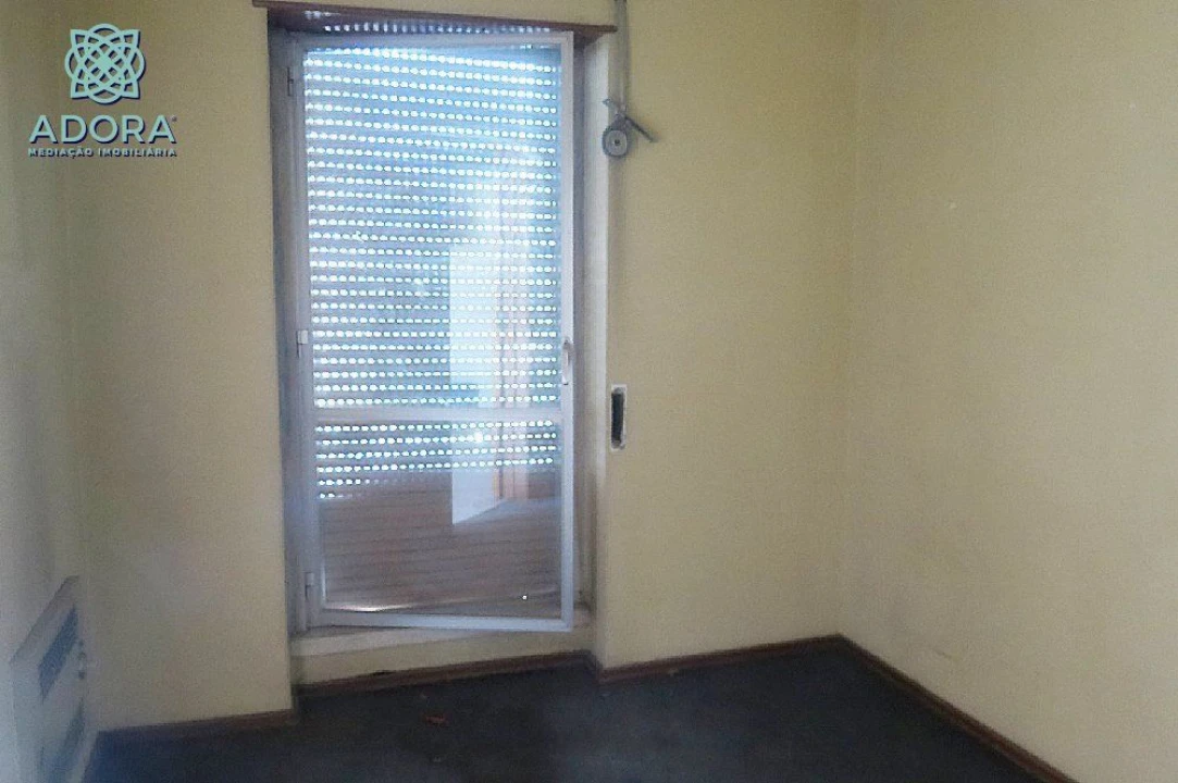 Apartamento T4 para Venda em Linda a Velha Foto 5