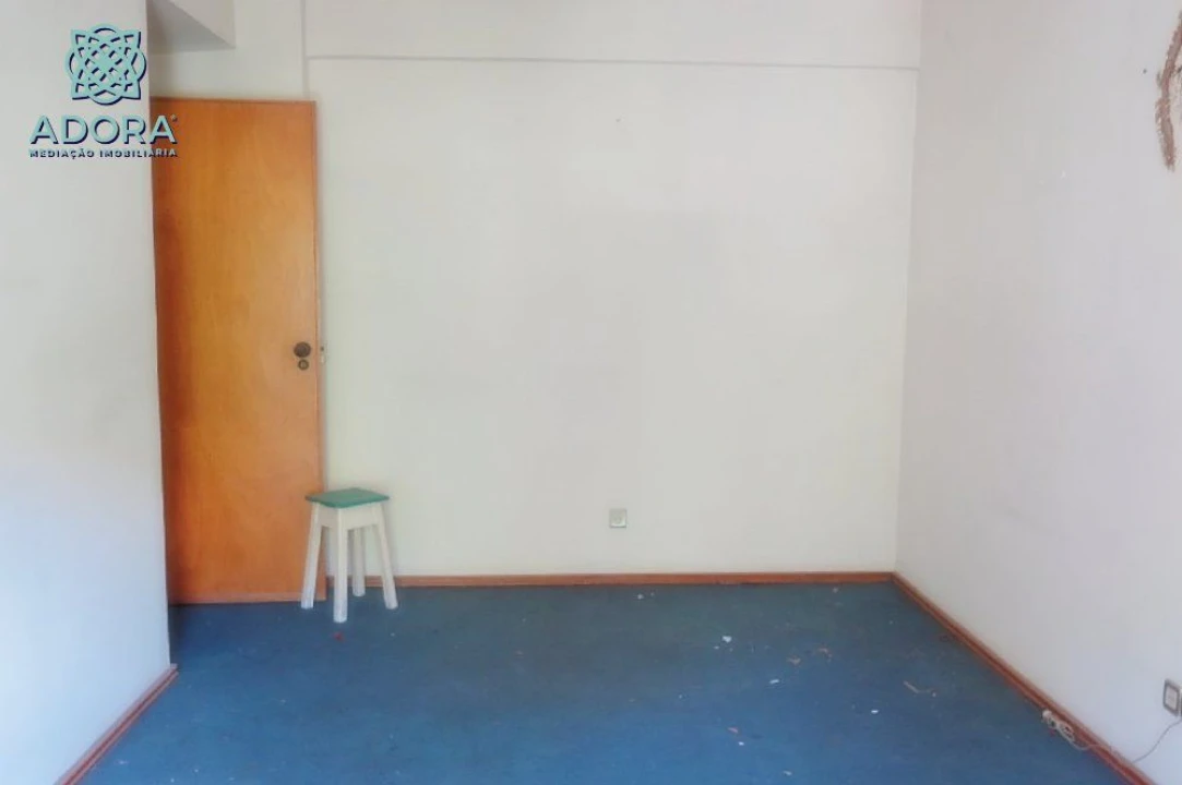 Apartamento T4 para Venda em Linda a Velha Foto 7