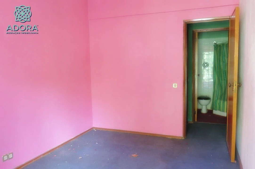 Apartamento T4 para Venda em Linda a Velha Foto 9