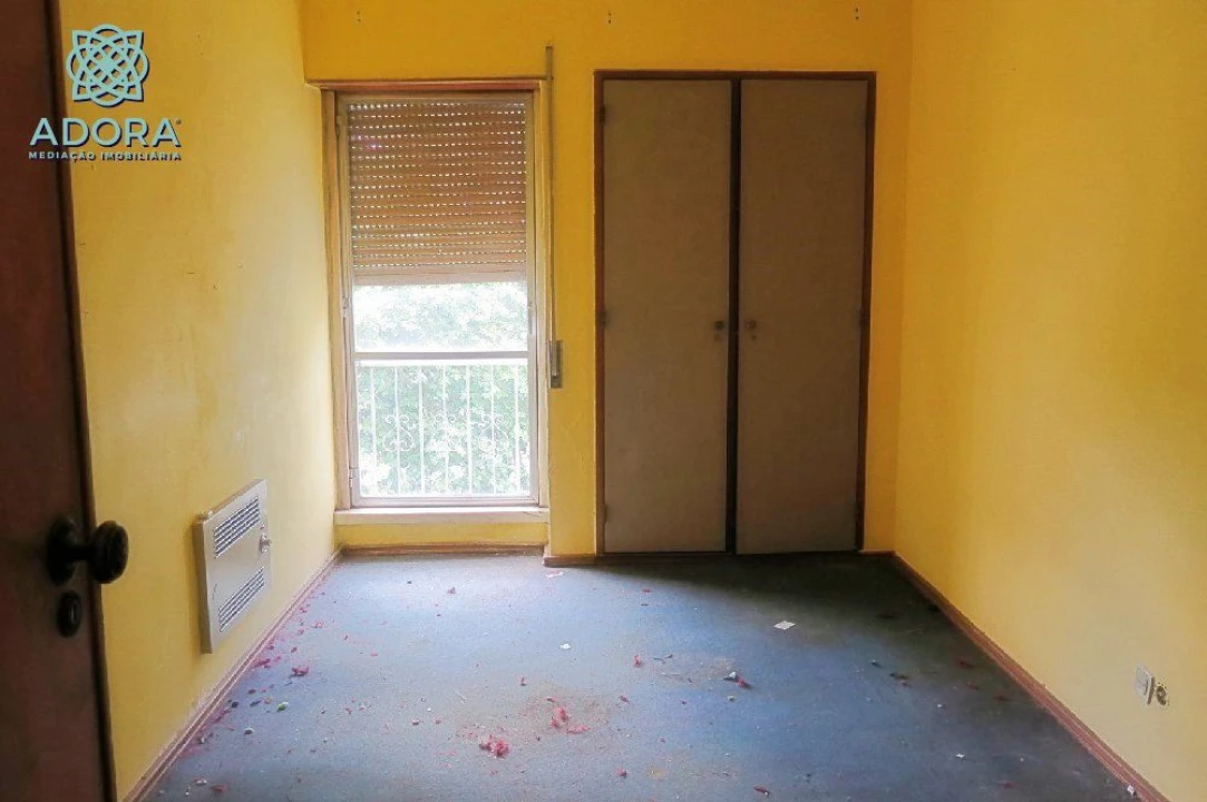 Apartamento T4 para Venda em Linda a Velha Foto 11