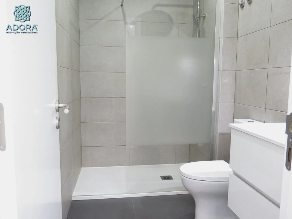 Apartamento T3 para Venda em Linda a Velha Foto 19