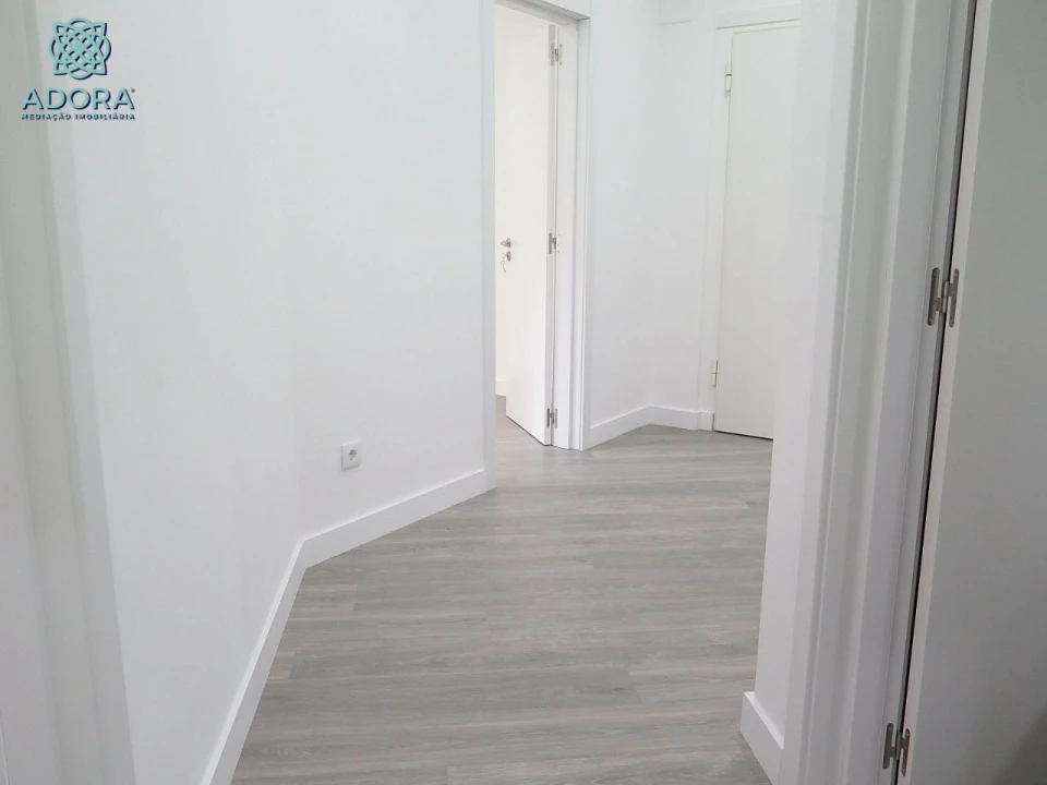 Apartamento T3 para Venda em Linda a Velha Foto 20