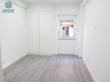 Apartamento T3 para Venda em Linda a Velha