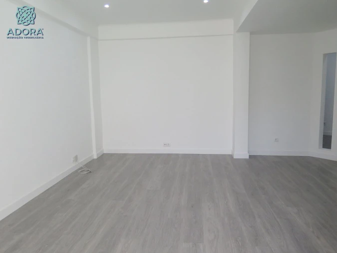 Apartamento T3 para Venda em Linda a Velha Foto 10