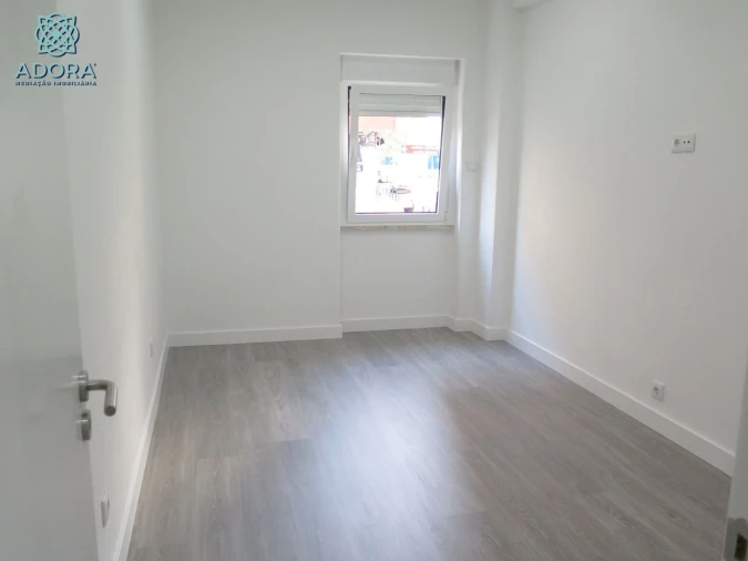 Apartamento T3 para Venda em Linda a Velha Foto 21