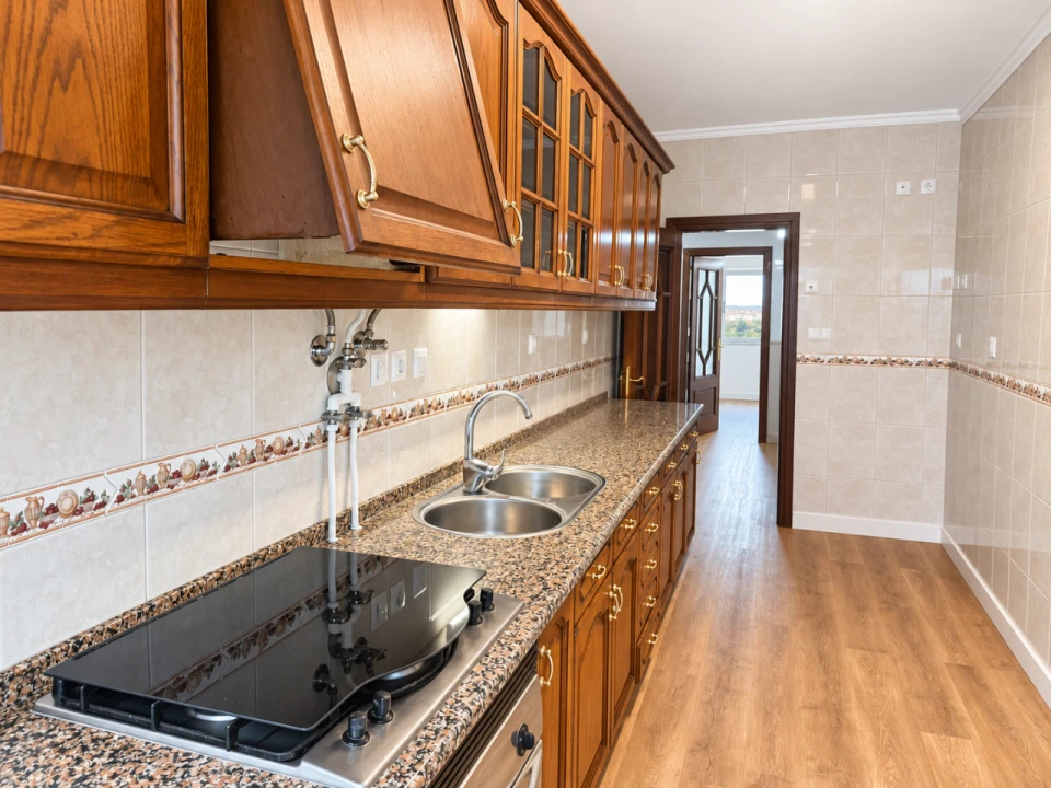 Apartamento T2 para Venda em Odivelas Foto 8