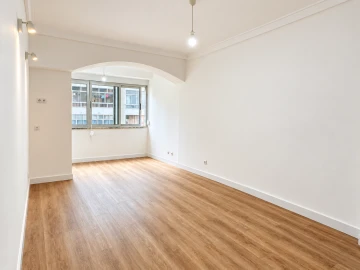 Apartamento T2 para Venda em Odivelas
