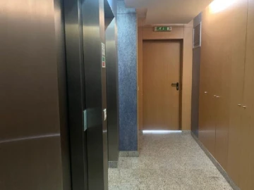 Apartamento T1 para Venda em Porto