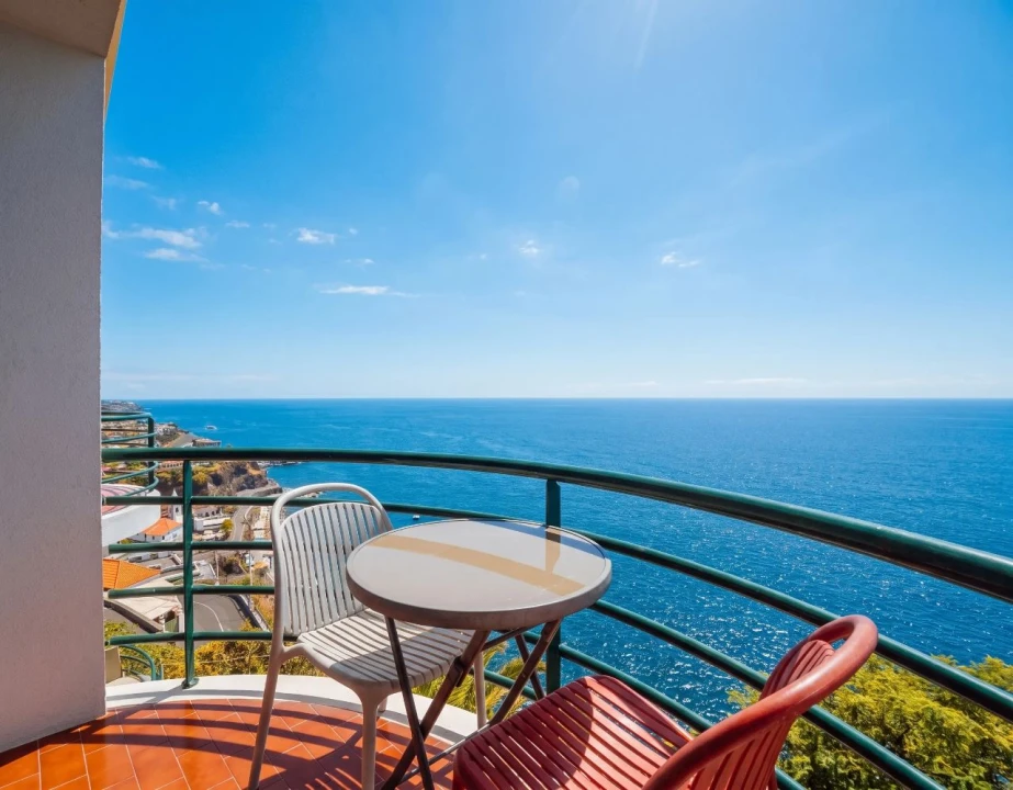 Apartamento T3 para Venda em Câmara de Lobos Foto 4