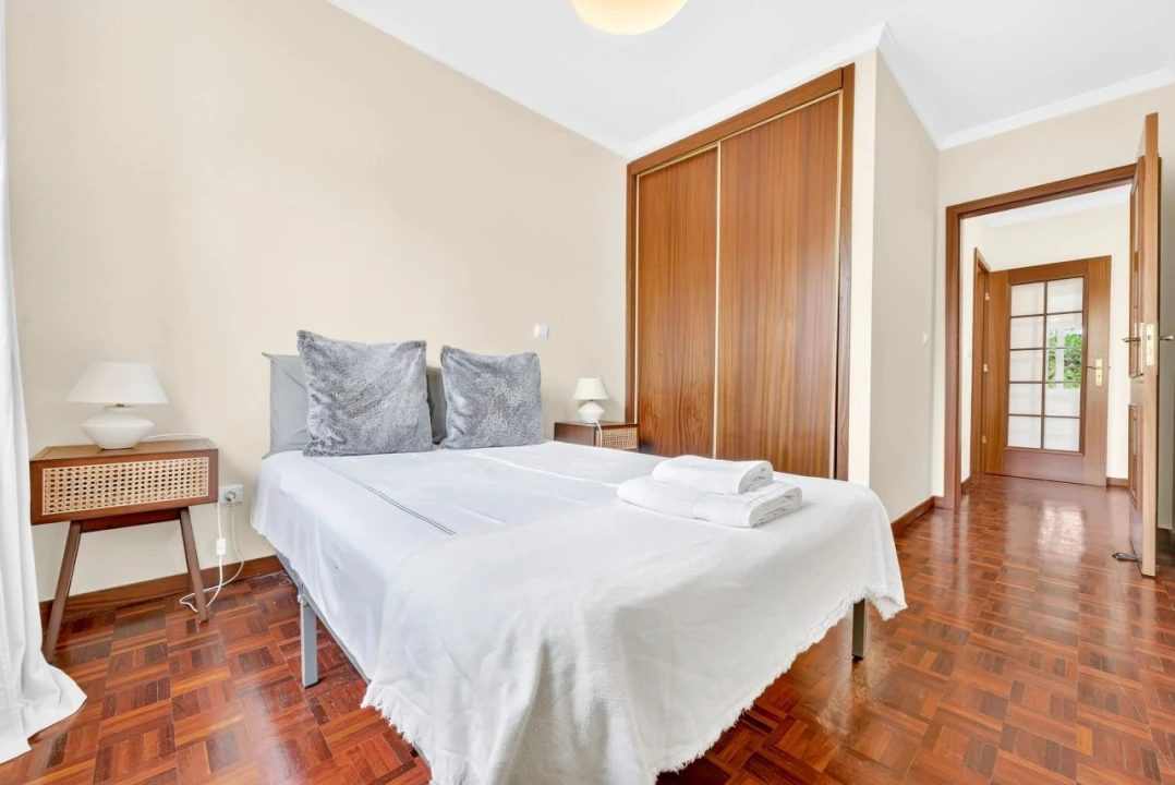 Apartamento T3 para Venda em Câmara de Lobos Foto 19