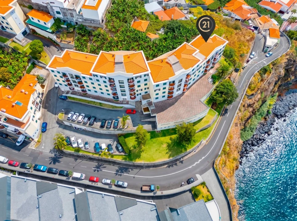 Apartamento T3 para Venda em Câmara de Lobos Foto 27