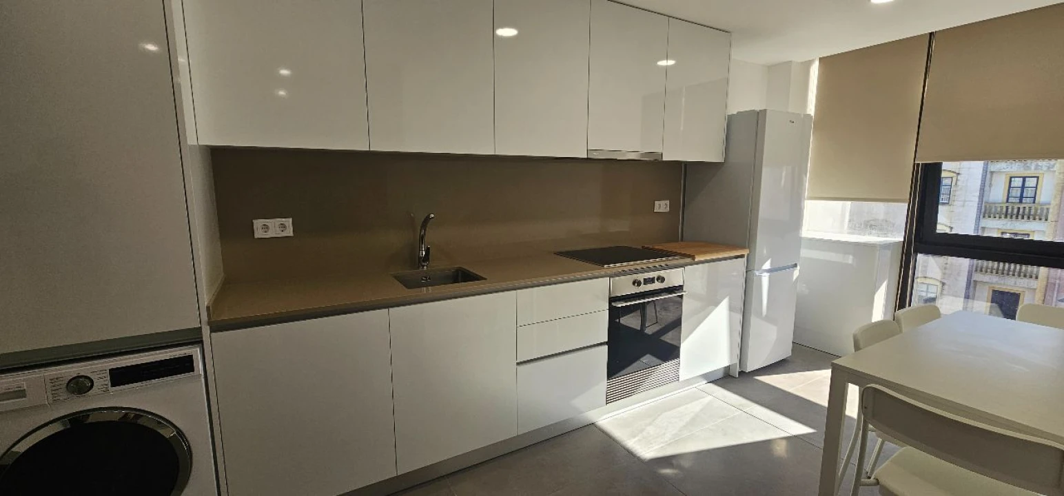 Apartamento T1 para Arrendamento em Aveiro Foto 1