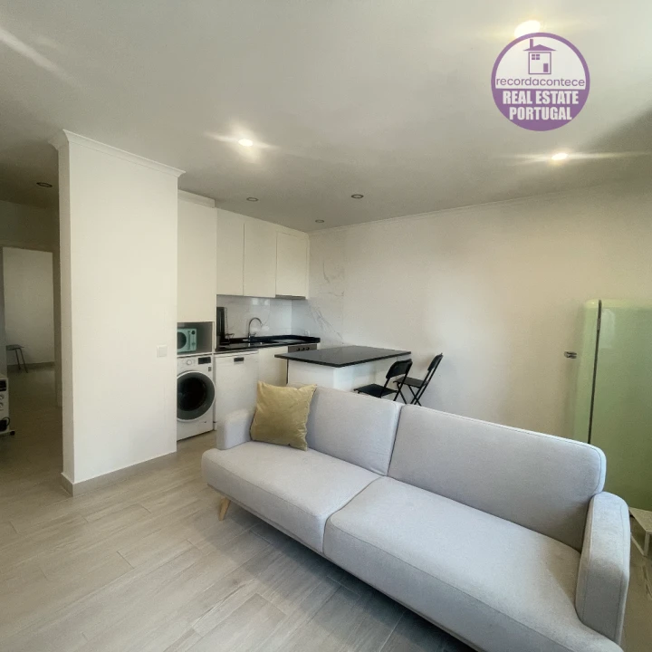 Apartamento T2 para Arrendamento em Lisboa Foto 3