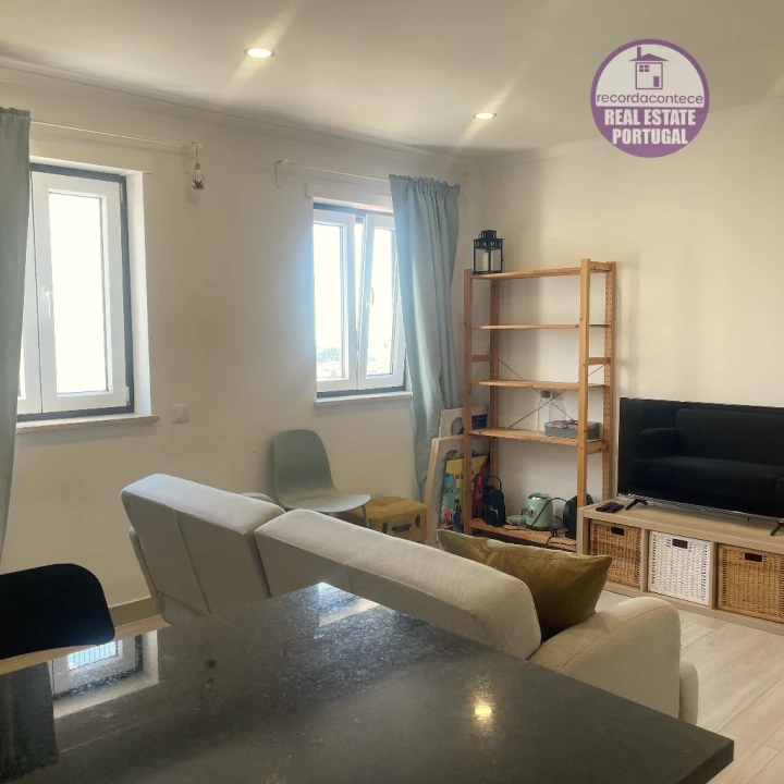 Apartamento T2 para Arrendamento em Lisboa Foto 5