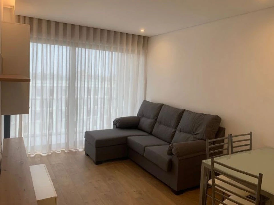 Apartamento T1 para Arrendamento em Porto Foto 7