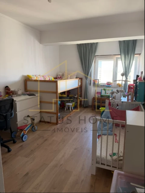 Apartamento T3 para Venda em Carregado