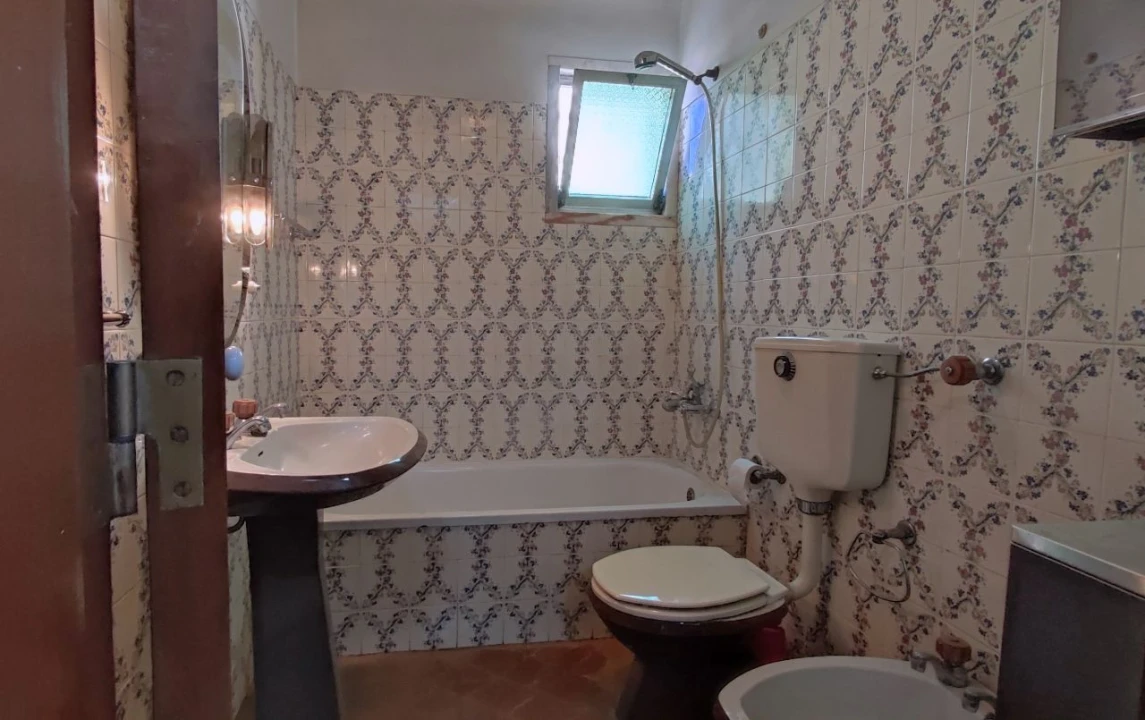 Apartamento T2 para Venda em Odivelas Foto 16