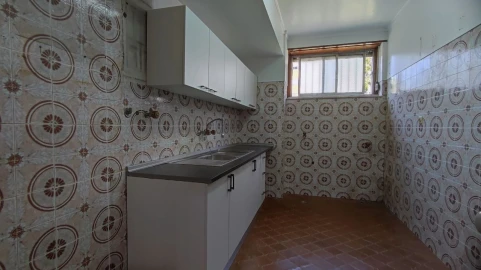 Apartamento T2 para Venda em Odivelas