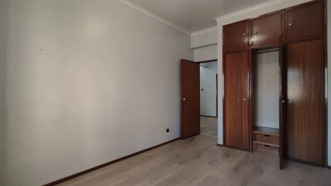 Apartamento T2 para Venda em Odivelas