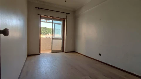 Apartamento T2 para Venda em Odivelas
