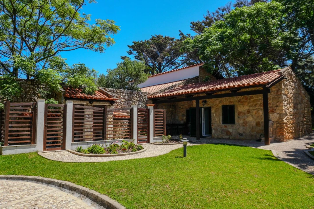 Moradia T10 para Venda em Guincho Foto 33