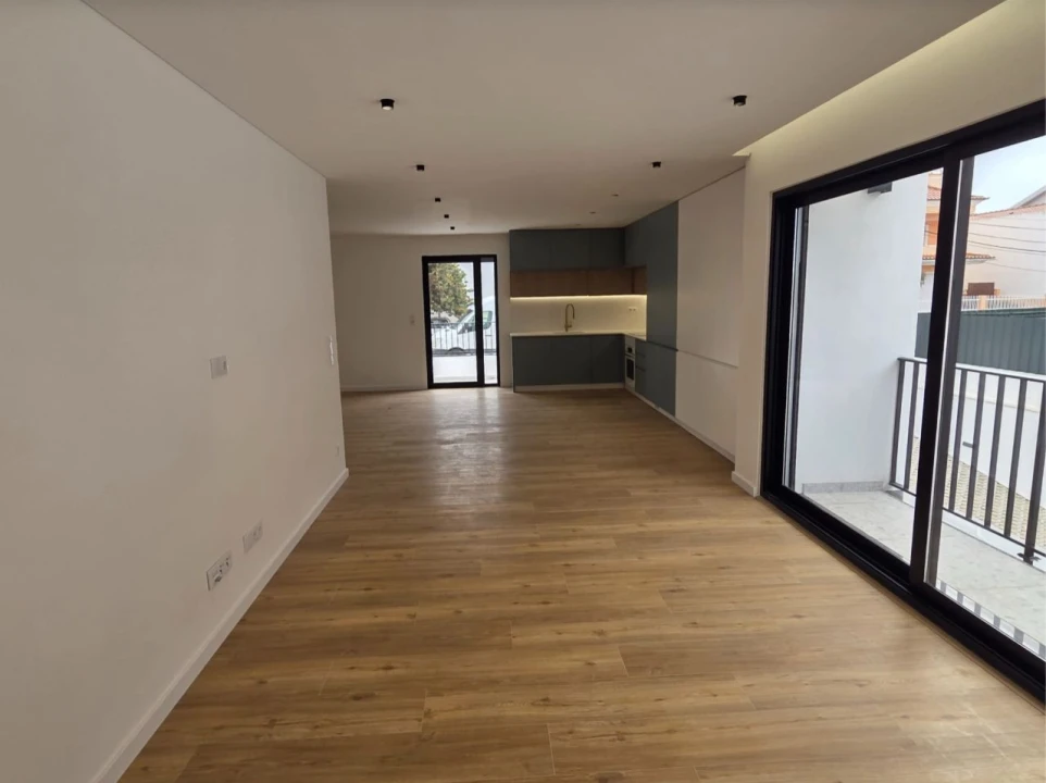 Apartamento T2 para Venda em Alcabideche Foto 1