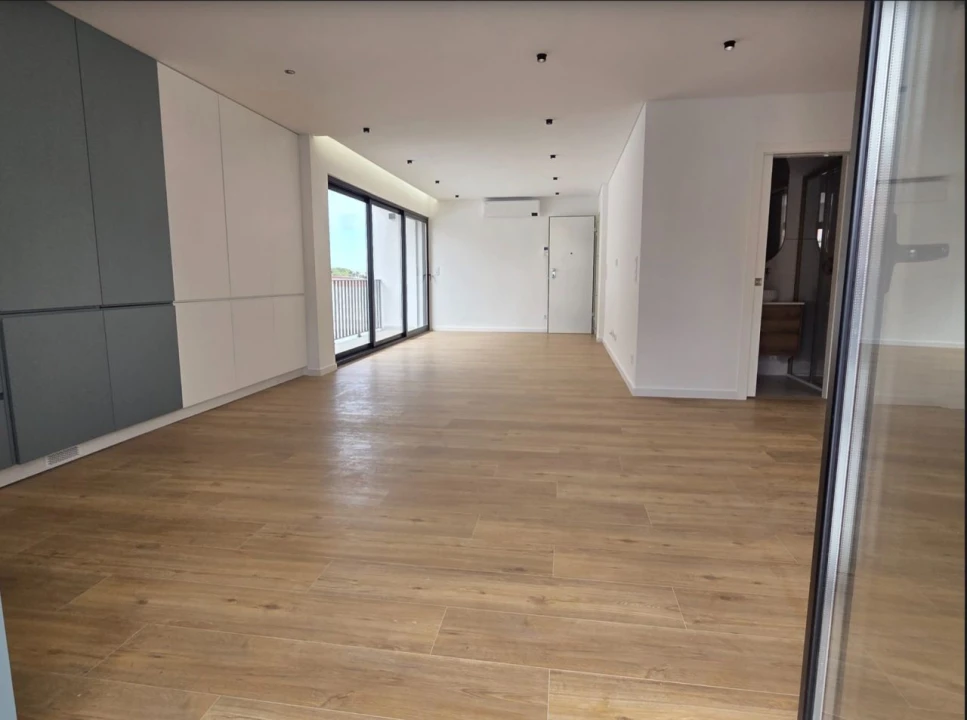 Apartamento T2 para Venda em Alcabideche Foto 17