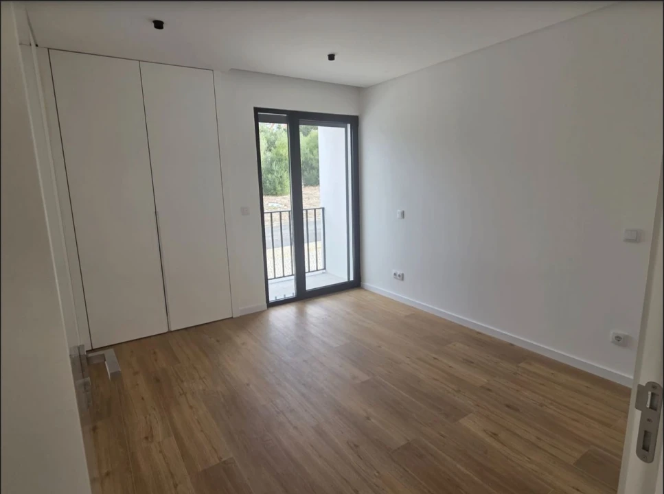 Apartamento T2 para Venda em Alcabideche Foto 16