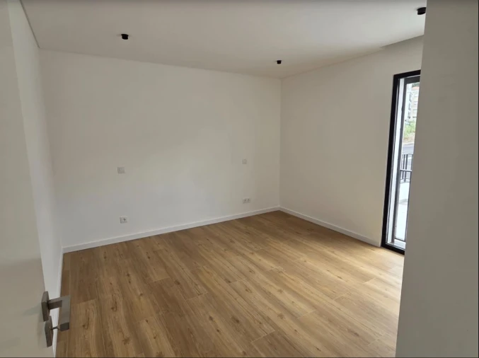 Apartamento T2 para Venda em Alcabideche Foto 13