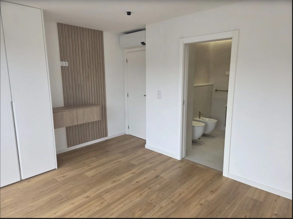 Apartamento T2 para Venda em Alcabideche Foto 14