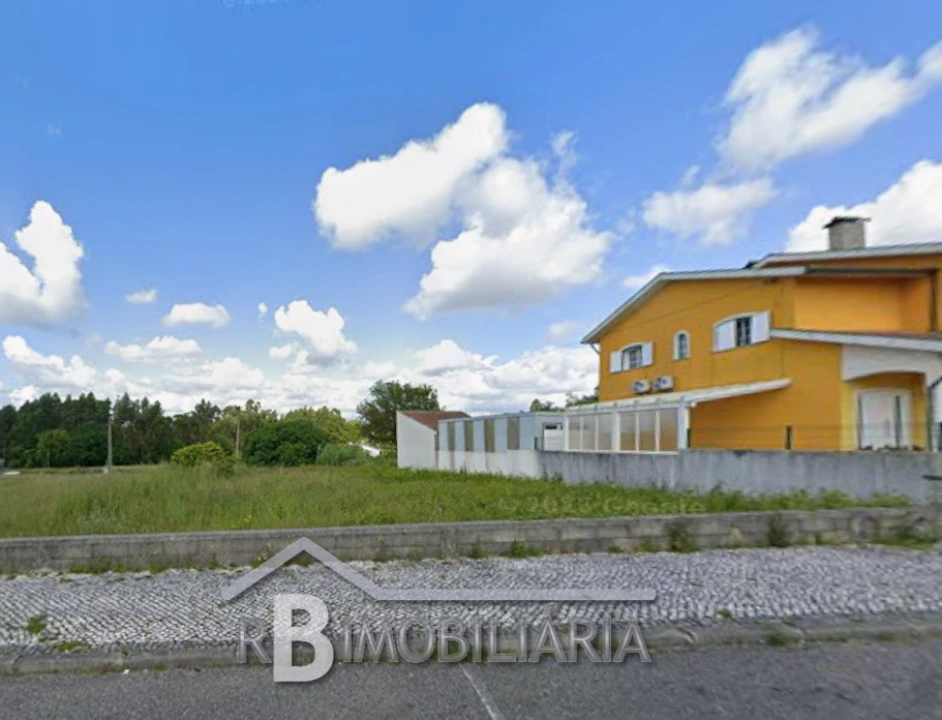 Terreno para Venda em Oiã Foto 2