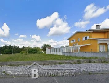 Terreno para Venda em Oiã