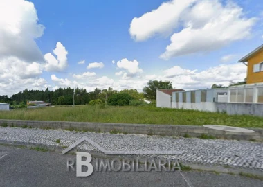 Terreno para Venda em Oiã