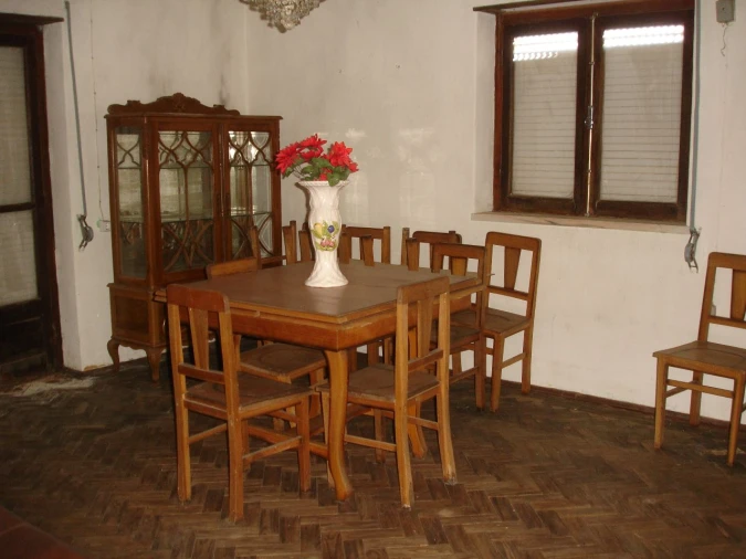 Moradia T4 para Venda em Venestal Foto 16
