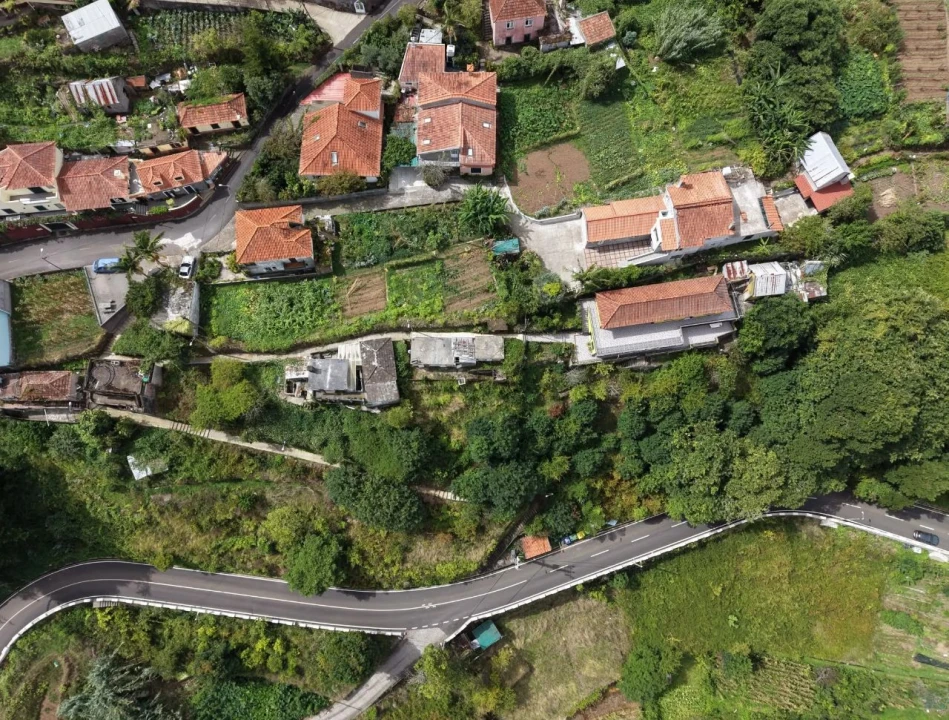 Moradia T2 para Venda em Achada do Pau Bastião Foto 5