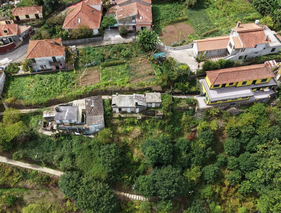 Moradia T2 para Venda em Achada do Pau Bastião Foto 8