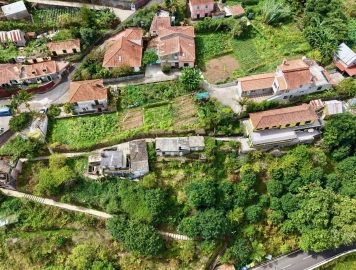 Moradia T2 para Venda em Achada do Pau Bastião