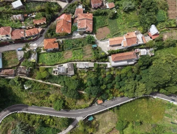 Moradia T2 para Venda em Achada do Pau Bastião