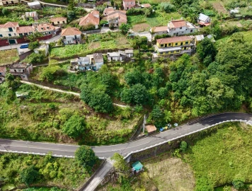 Moradia T2 para Venda em Achada do Pau Bastião