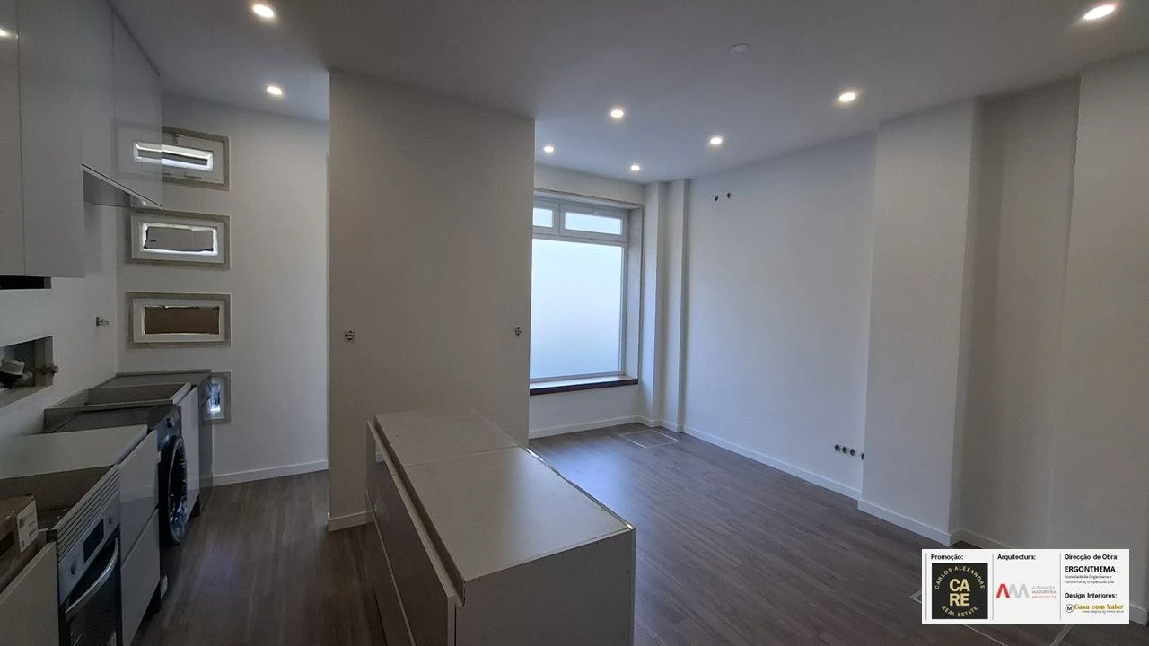 Apartamento T2 para Venda em Rinchoa Foto 2