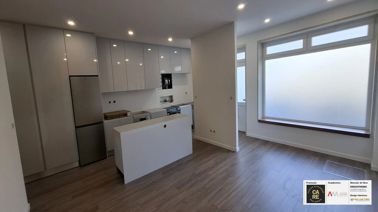 Apartamento T2 para Venda em Rinchoa Foto 4