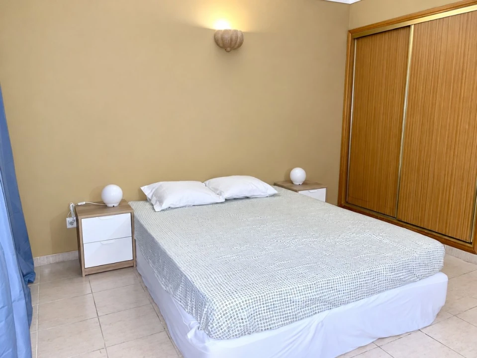 Apartamento para Arrendamento em Vilamoura Foto 2