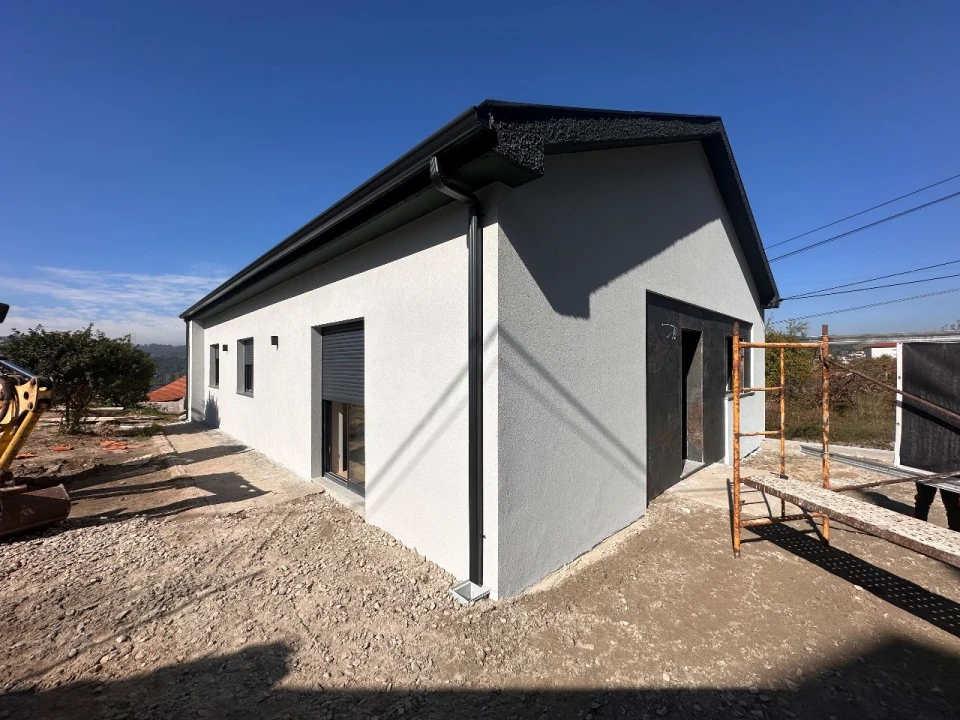 Apartamento T3 para Venda em Vila Meã Foto 9