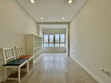 Apartamento T3 para Arrendamento em Queluz