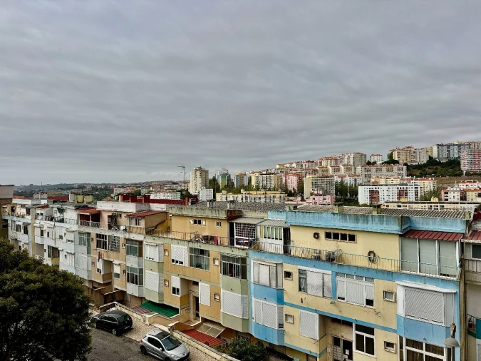 Apartamento T3 para Arrendamento em Queluz Foto 16