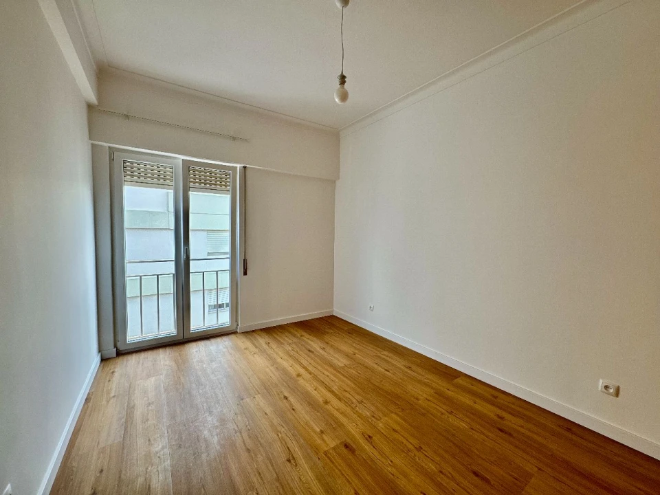 Apartamento T2 para Arrendamento em Lisboa Foto 14