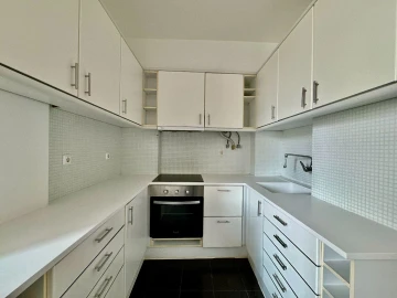Apartamento T2 para Arrendamento em Lisboa