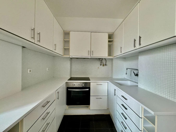 Apartamento T2 para Arrendamento em Lisboa Foto 5